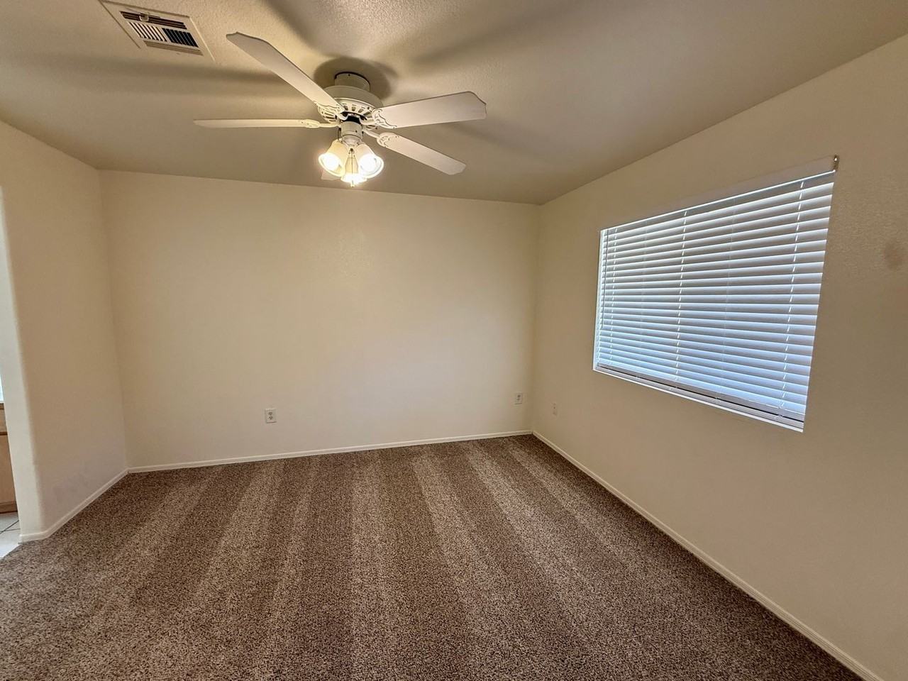 10707 S Calle Raquel - Photo 6 of 18