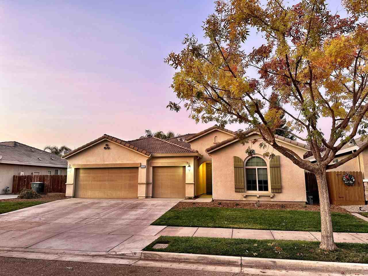 3126 W Perez Ave - Photo 2 of 30