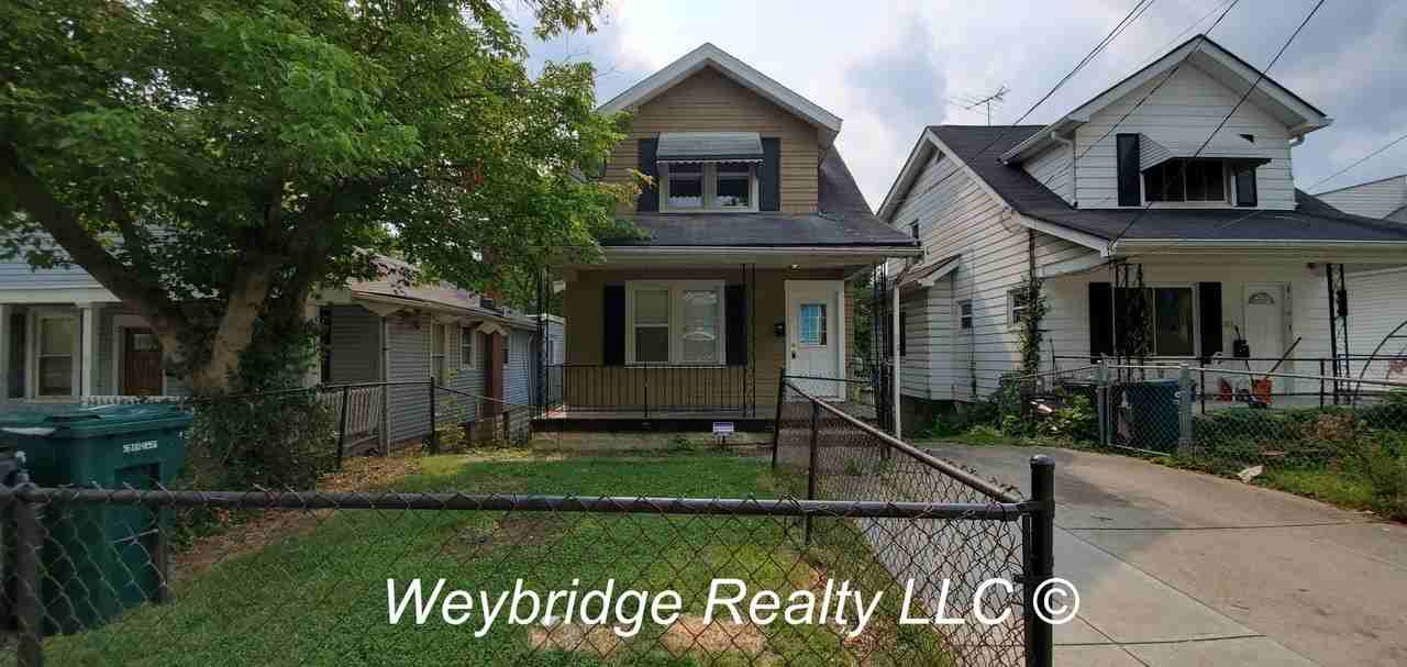 713 Woodlawn Ave - Photo 3 of 25