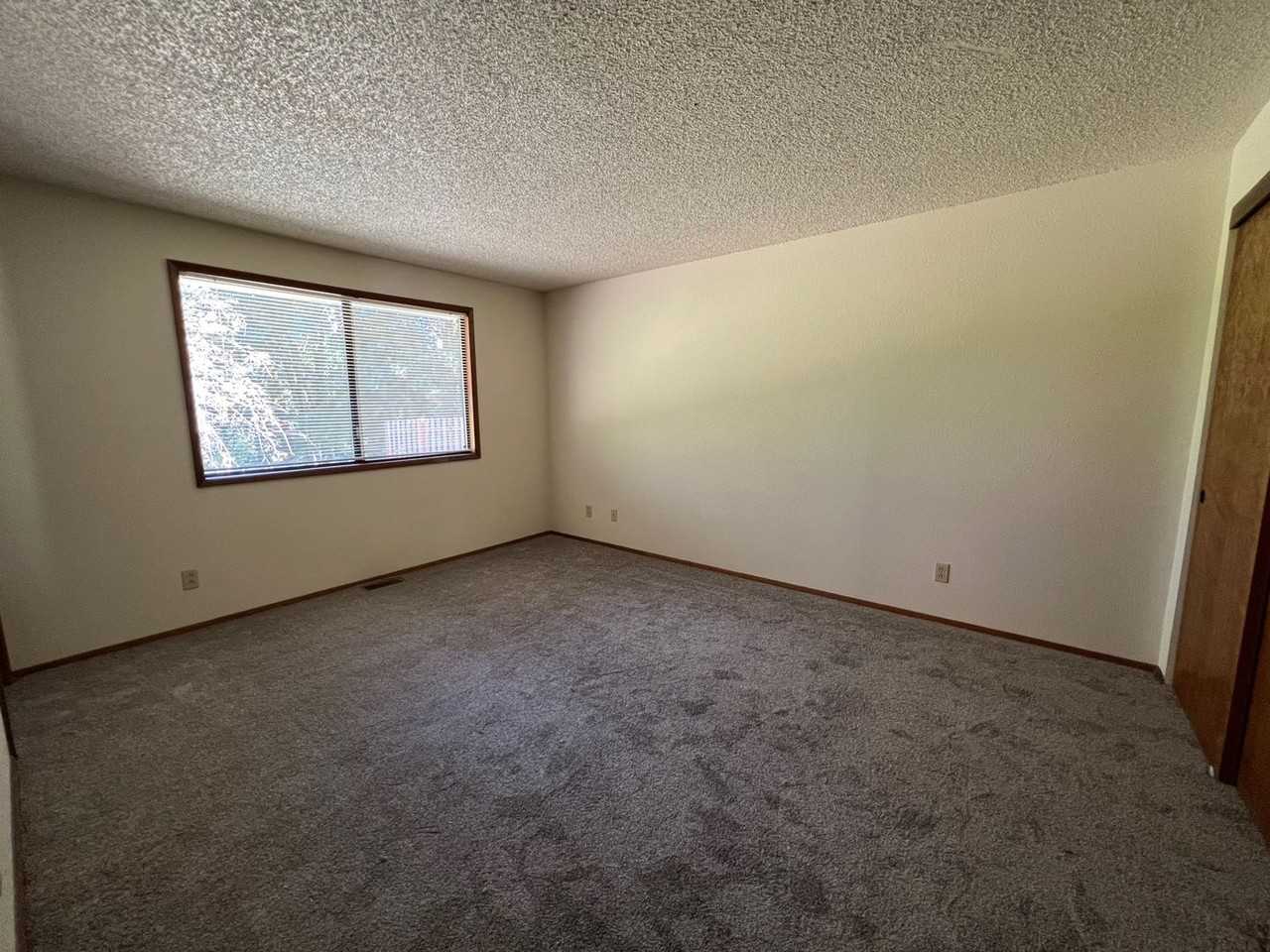 3041 Se Timberlake Dr - Photo 5 of 6