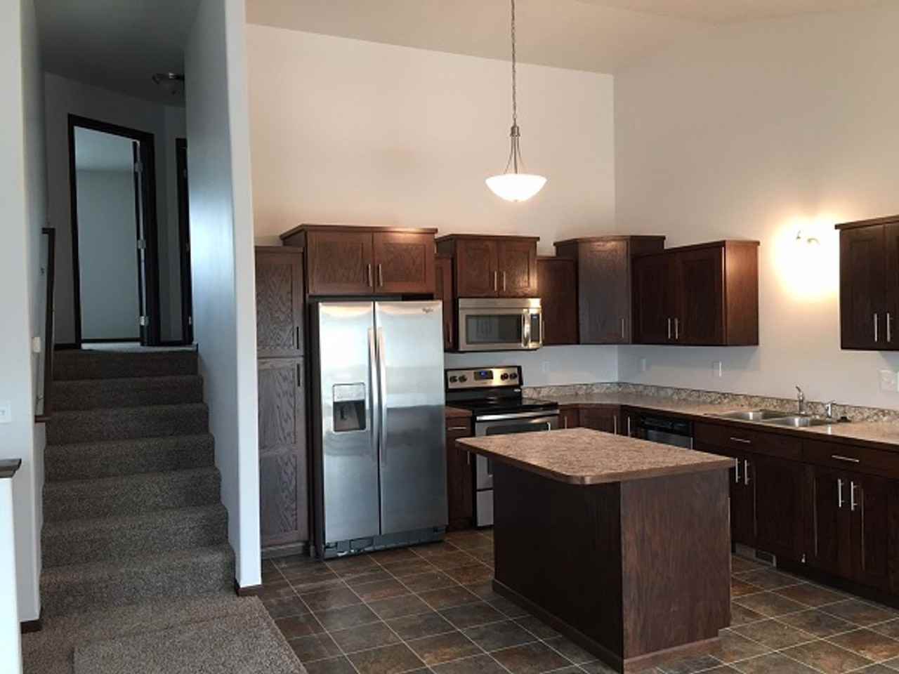 1319 13th St W - Photo 2 of 9