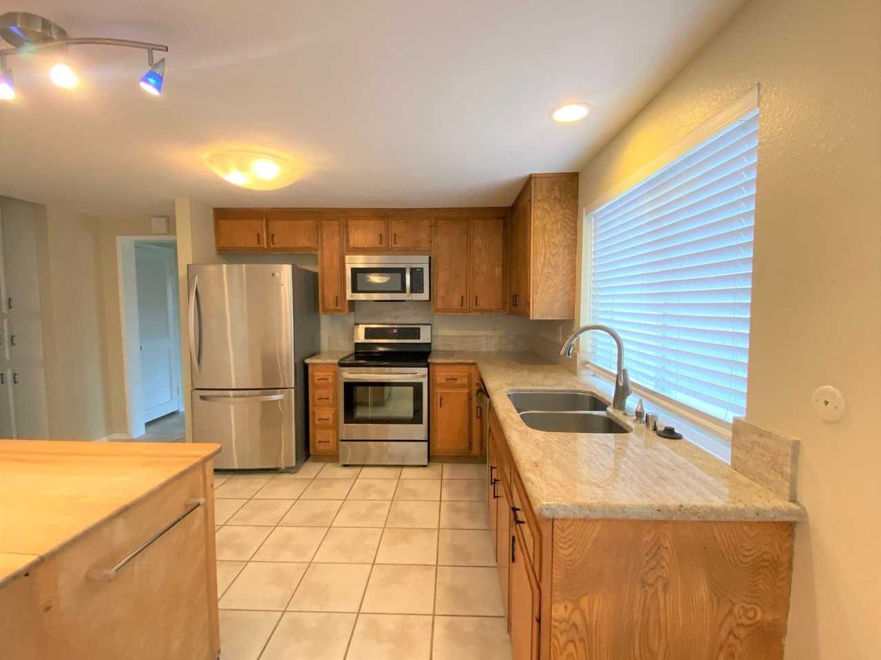 537 Santa Helena - Photo 2 of 34