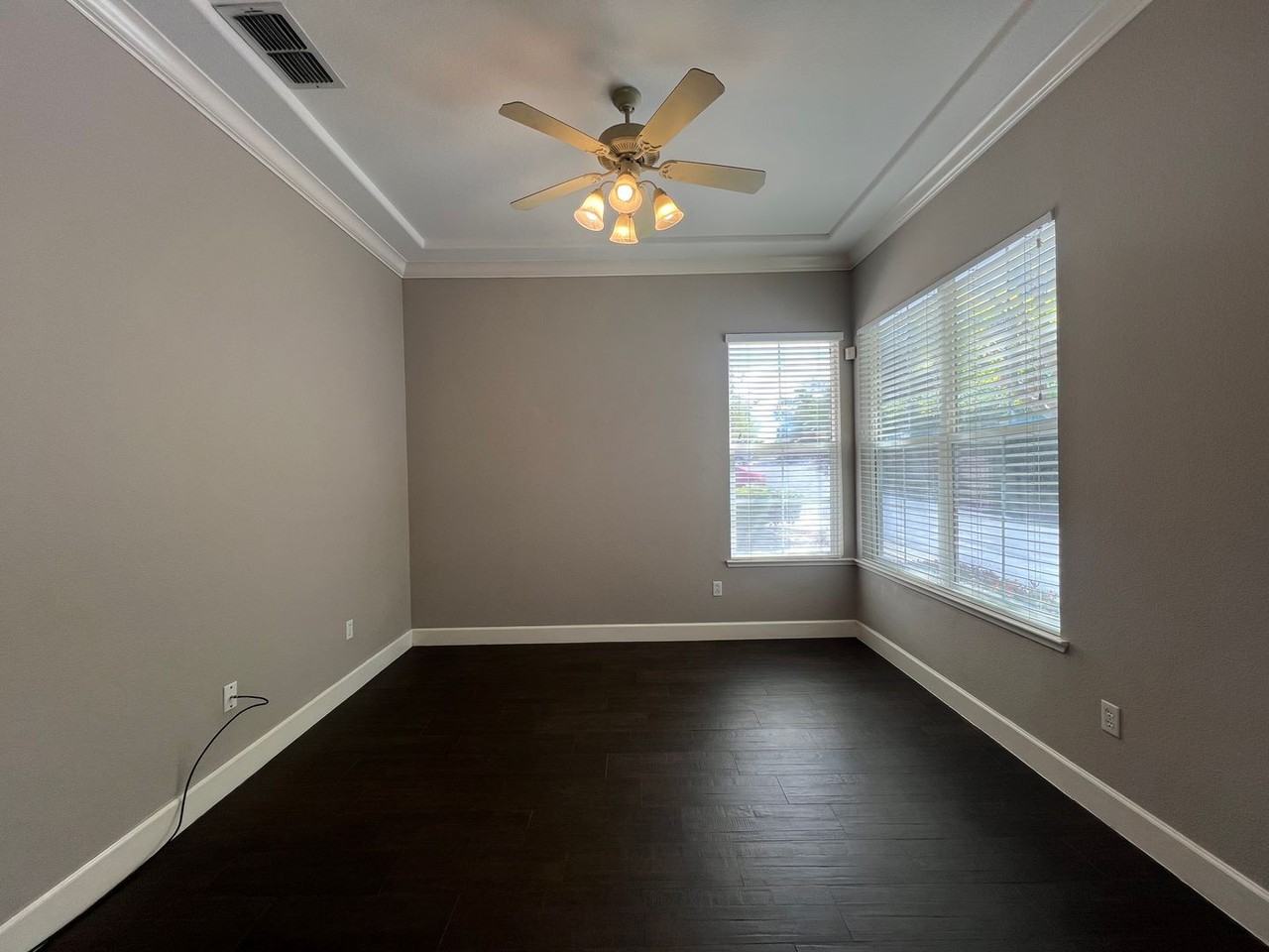 3762 Park Dr - Photo 2 of 12