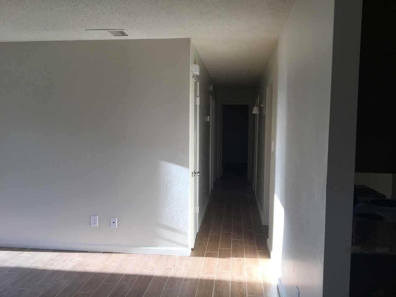 3405 Rosemary Ln - Photo 6 of 25