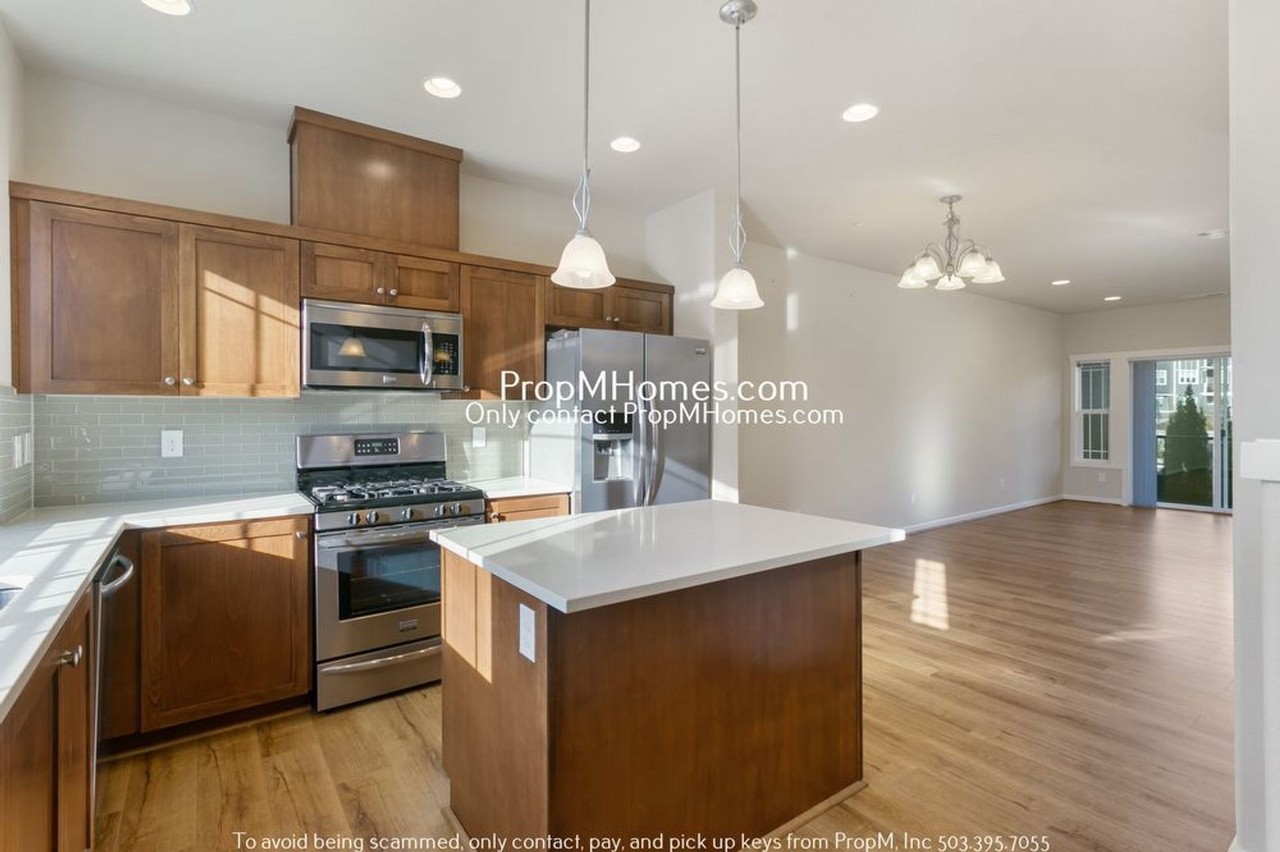 13394 Sw Beach Plum Ter - Photo 6 of 17