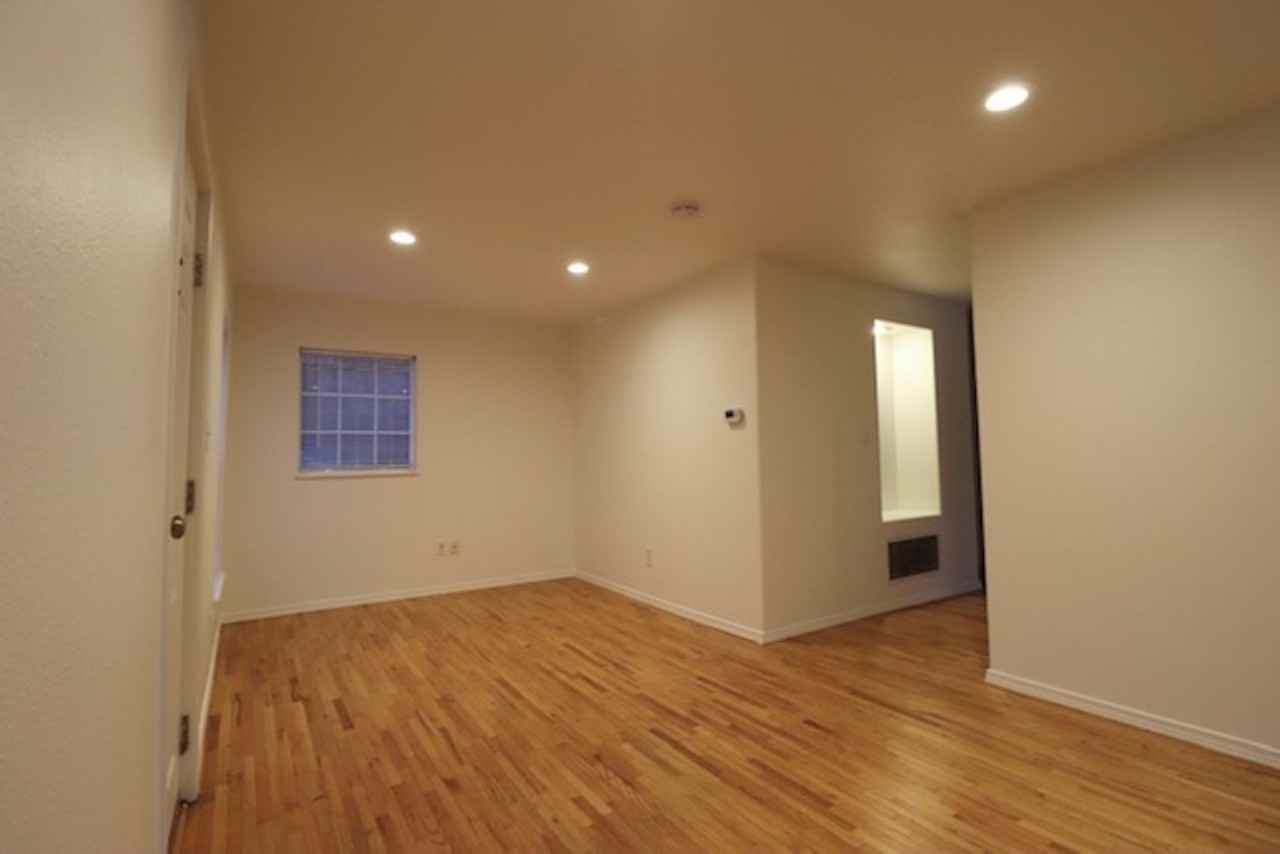 6034 25th Ave Ne - Photo 5 of 24