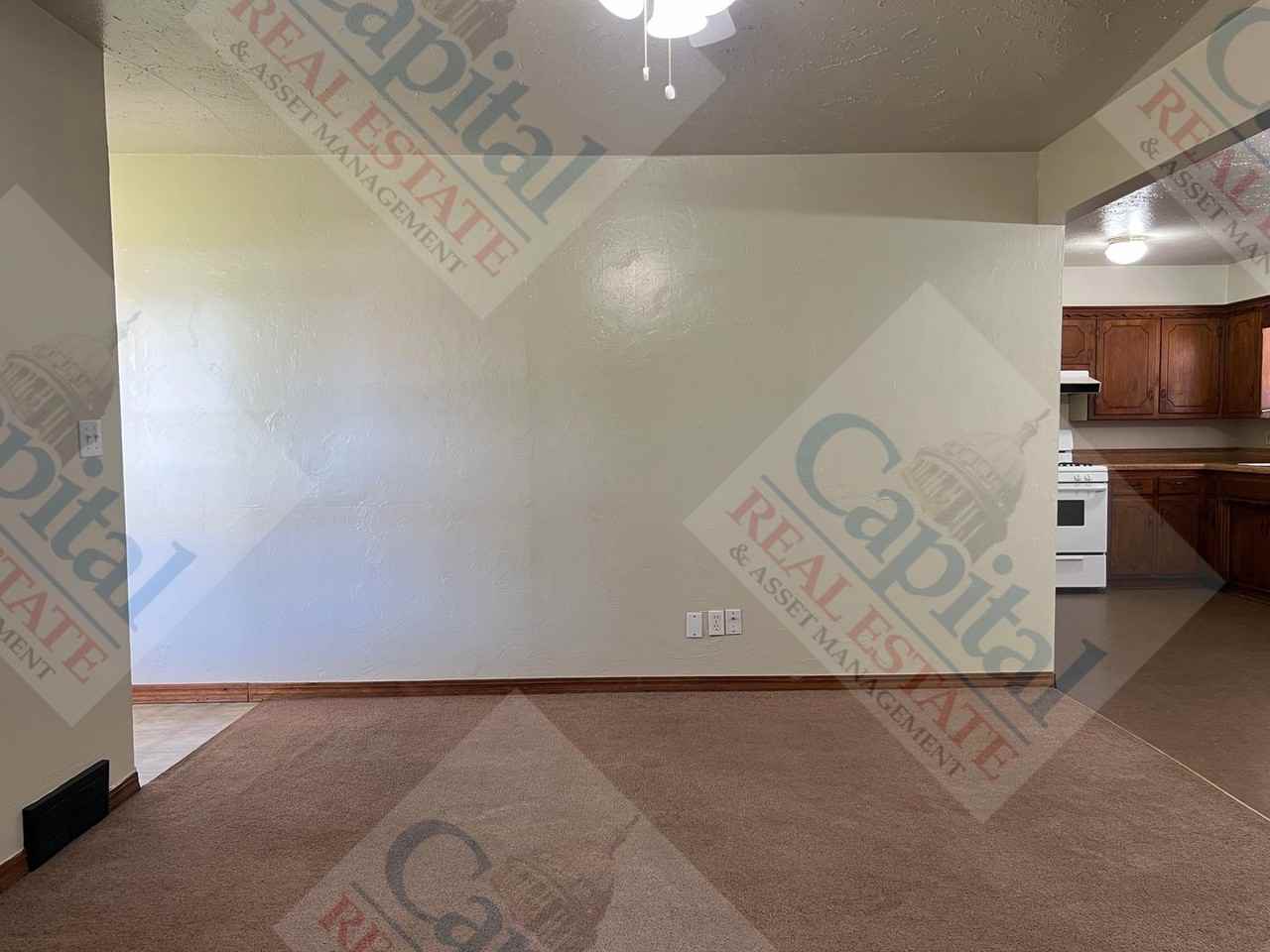 6017 Se 4th St - Photo 5 of 29