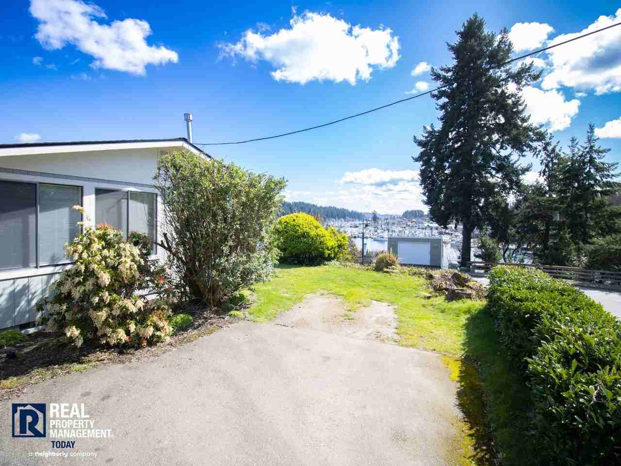 4009 Burnham Dr - Photo 5 of 20