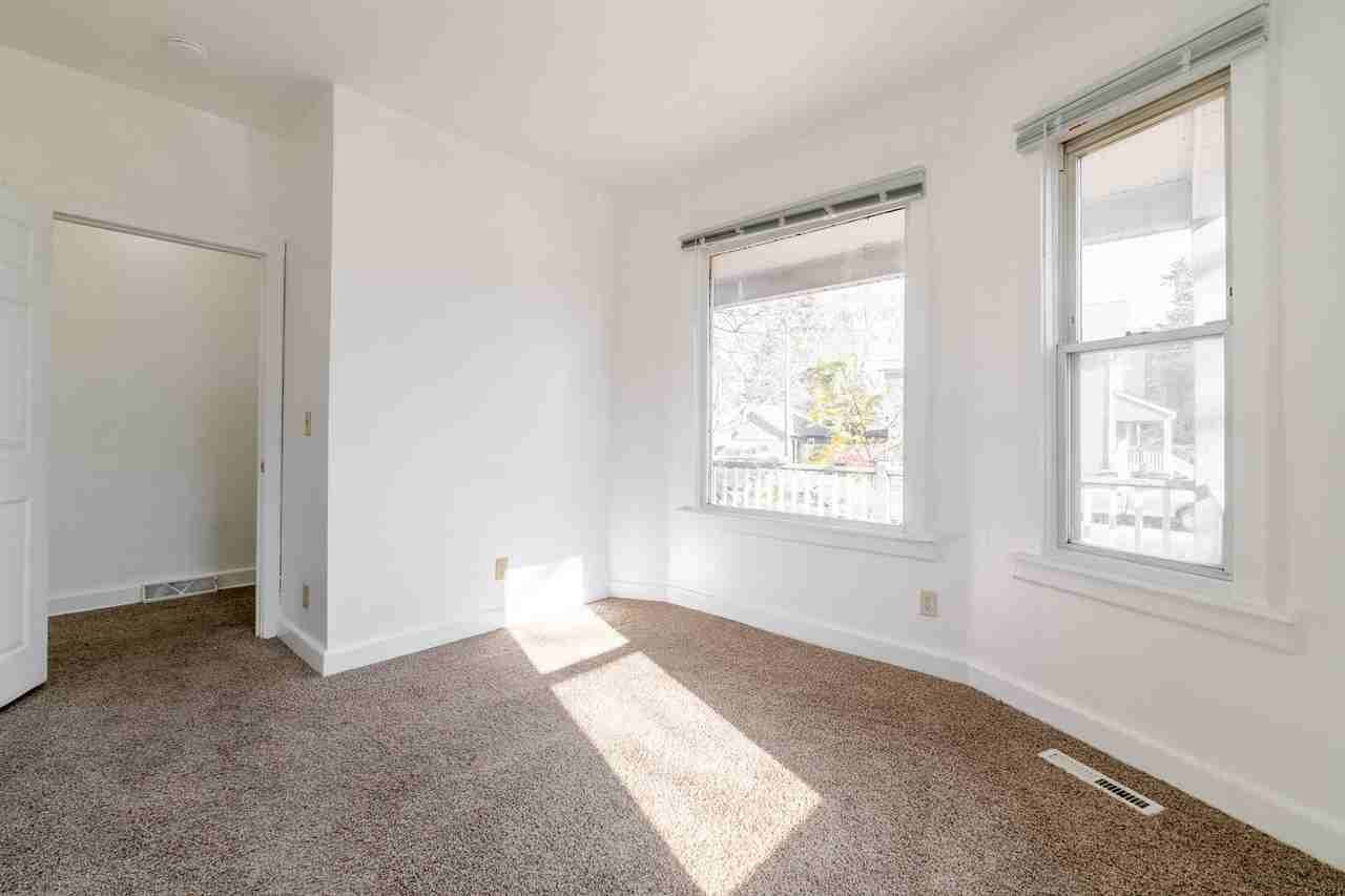 5432 23rd Ave - Photo 3 of 23