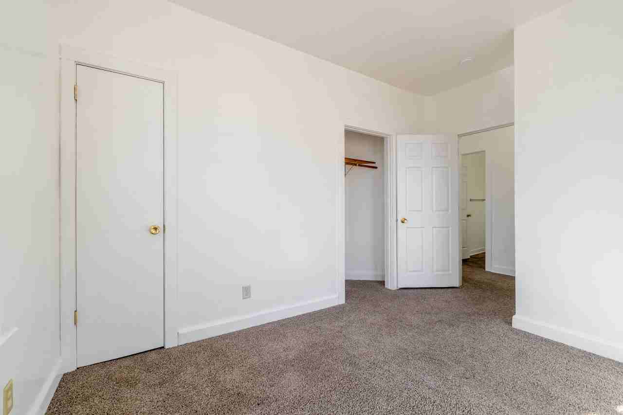 5432 23rd Ave - Photo 4 of 23