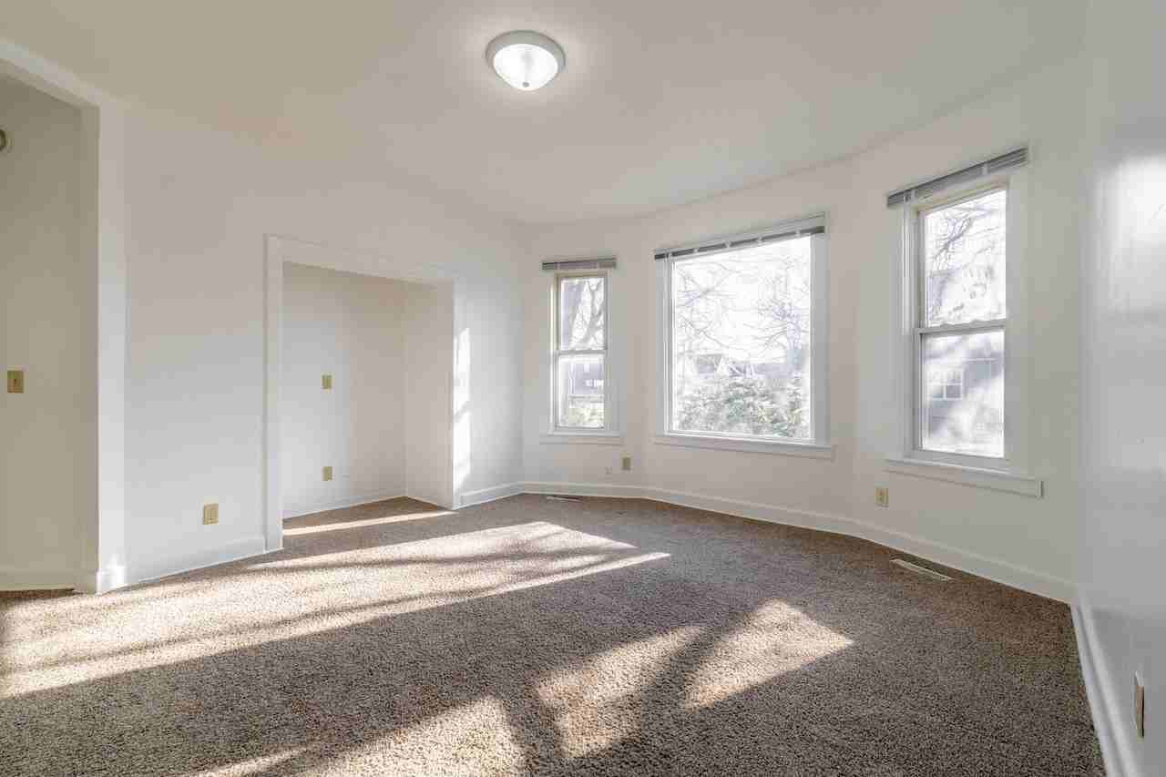 5432 23rd Ave - Photo 6 of 23