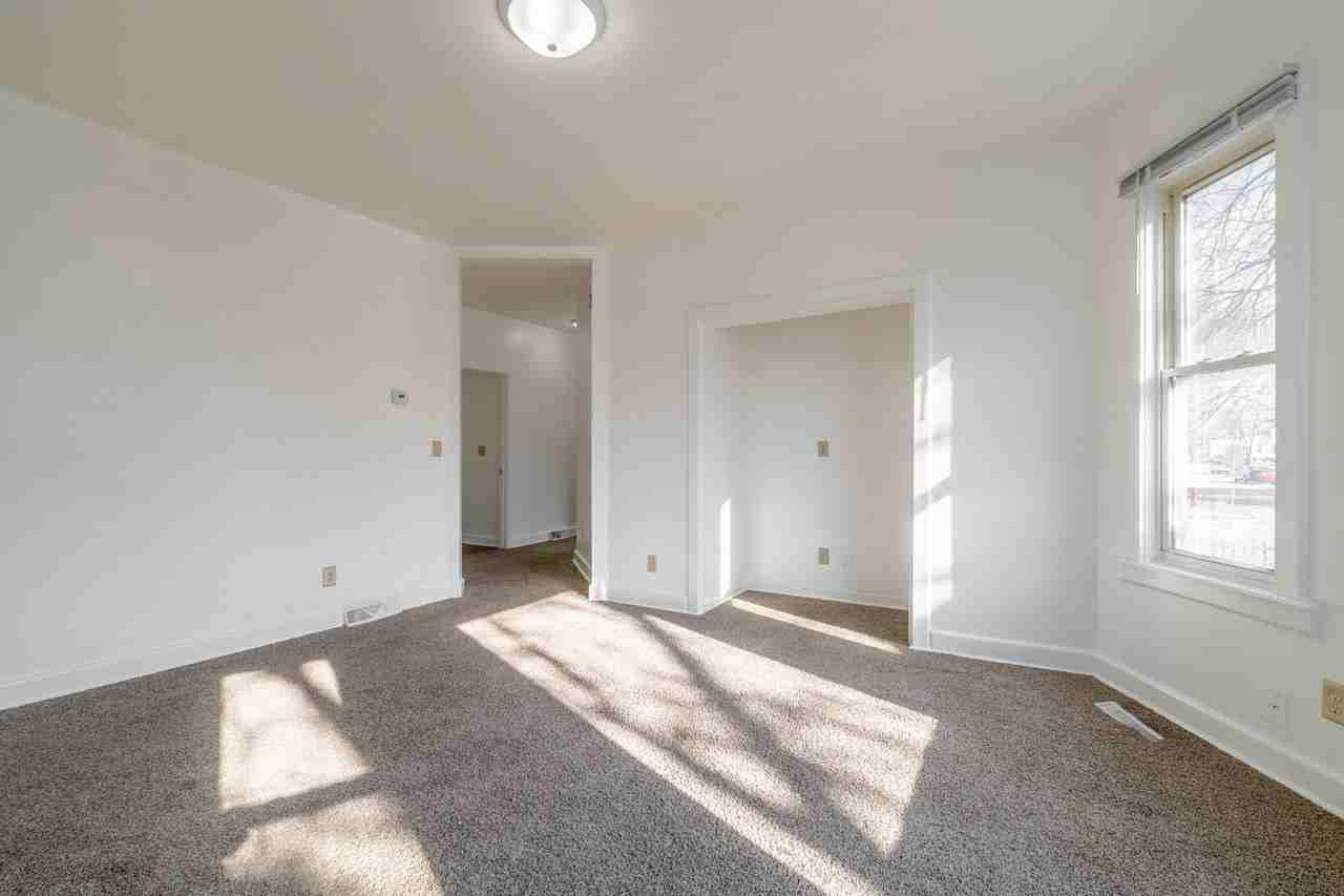 5432 23rd Ave - Photo 7 of 23