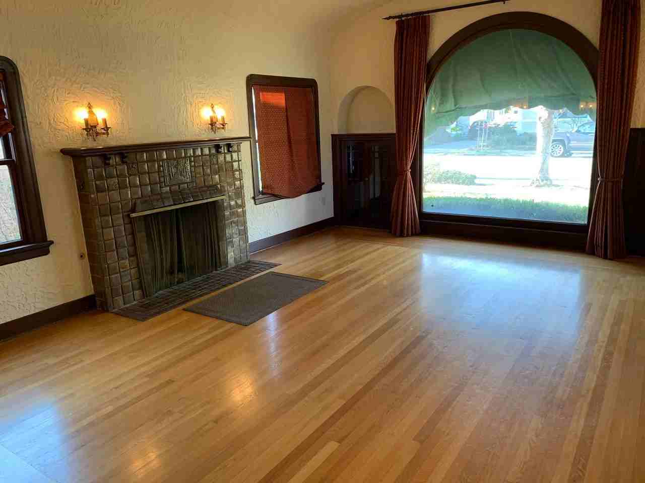 1214 Sierra Ave - Photo 2 of 11