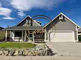 featured image of 1514 Walker Dr