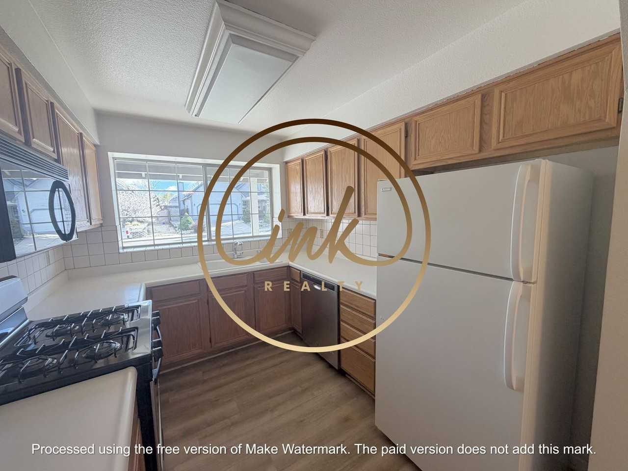 1514 Walker Dr - Photo 4 of 19