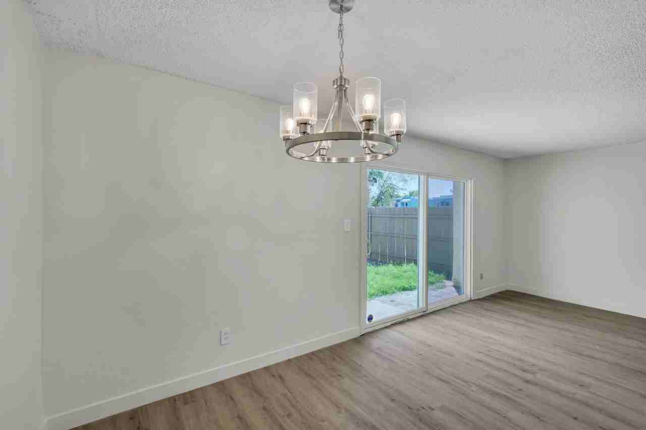 8223 N 34th Dr - Photo 5 of 20