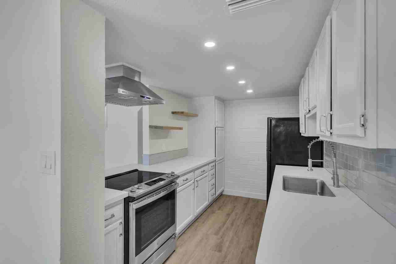 8223 N 34th Dr - Photo 6 of 20