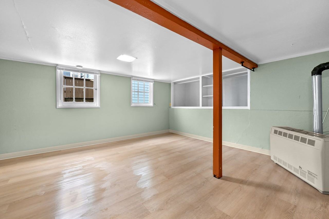 1335 Franklin Street - Photo 4 of 8