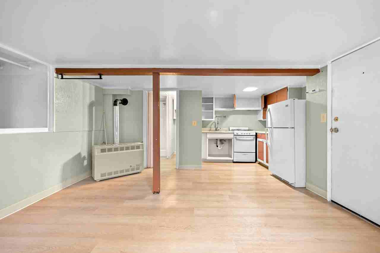 1335 Franklin Street - Photo 6 of 8