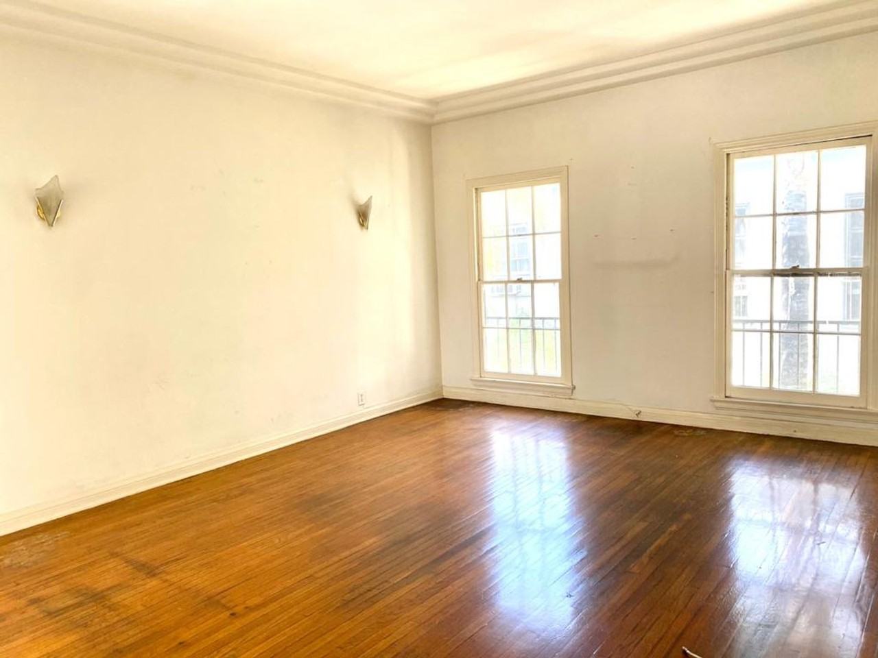 1803 N New Hampshire Ave - Photo 2 of 17