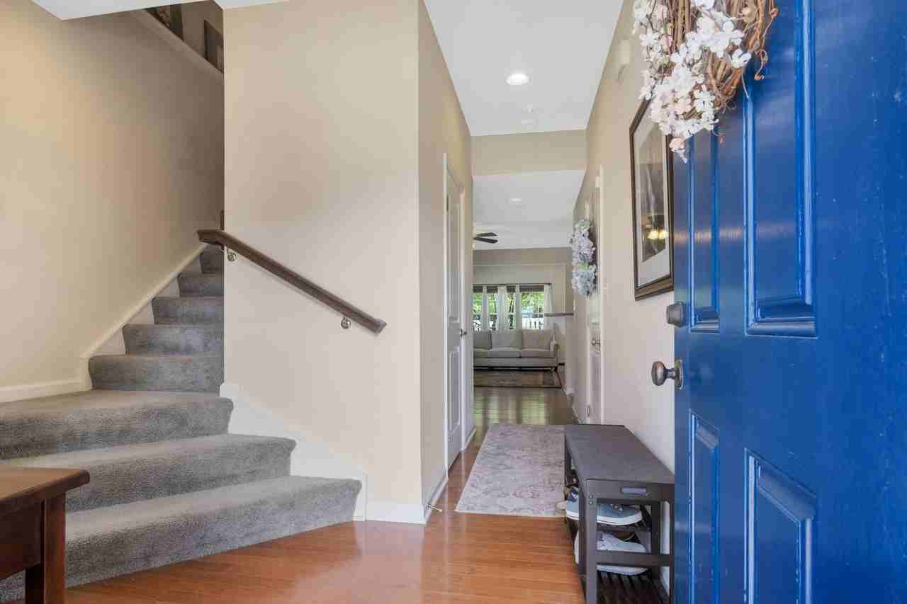 101 Riva Ct - Photo 5 of 35