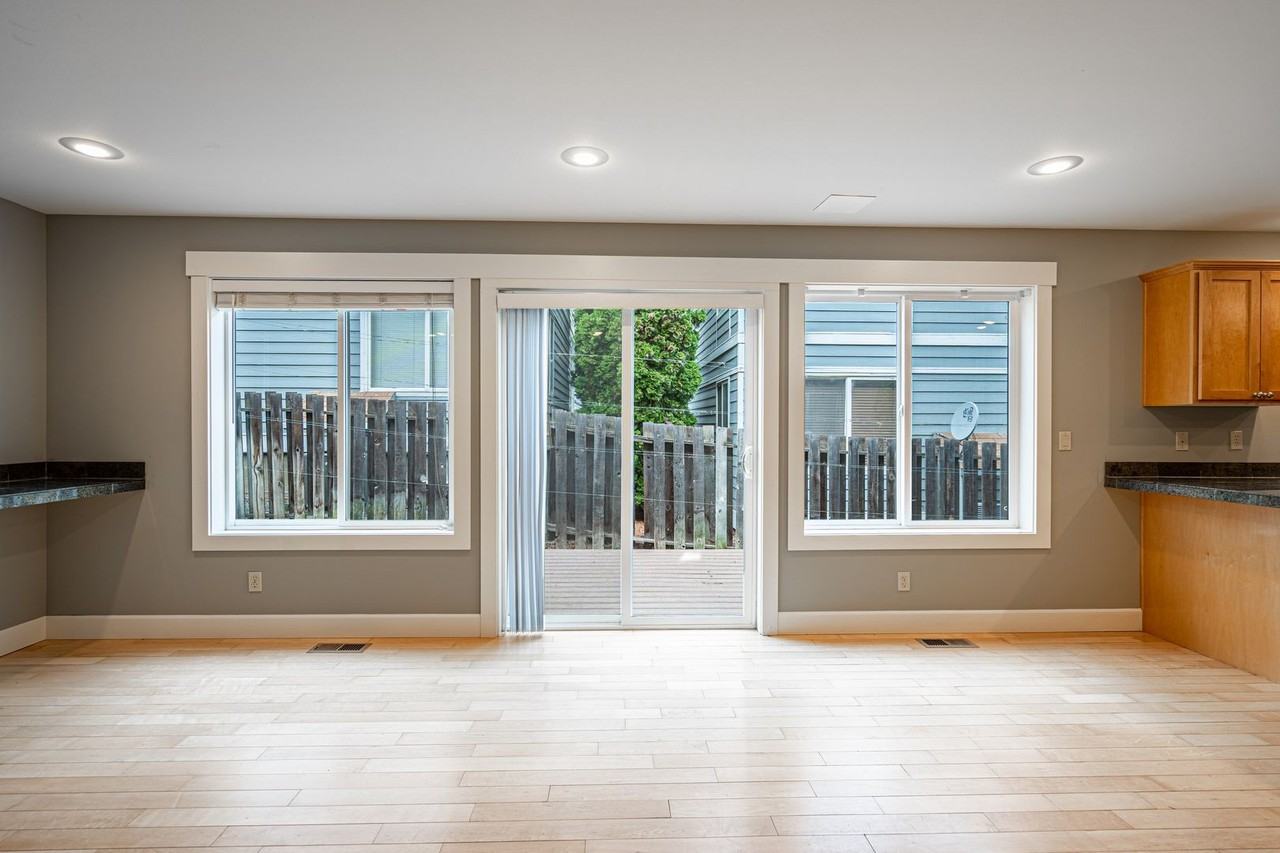 104 Vineyard Ln #B - Photo 3 of 29