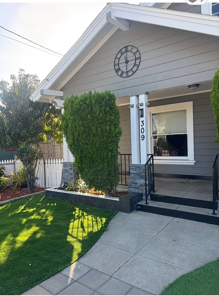 THRIVE - Photo 5 of 36