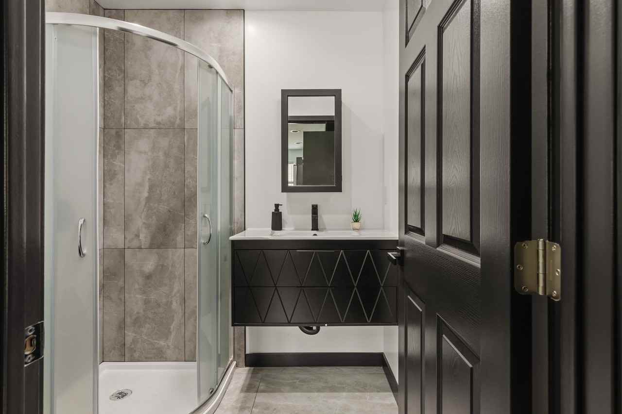 10773 Ashton Ave - Photo 6 of 41