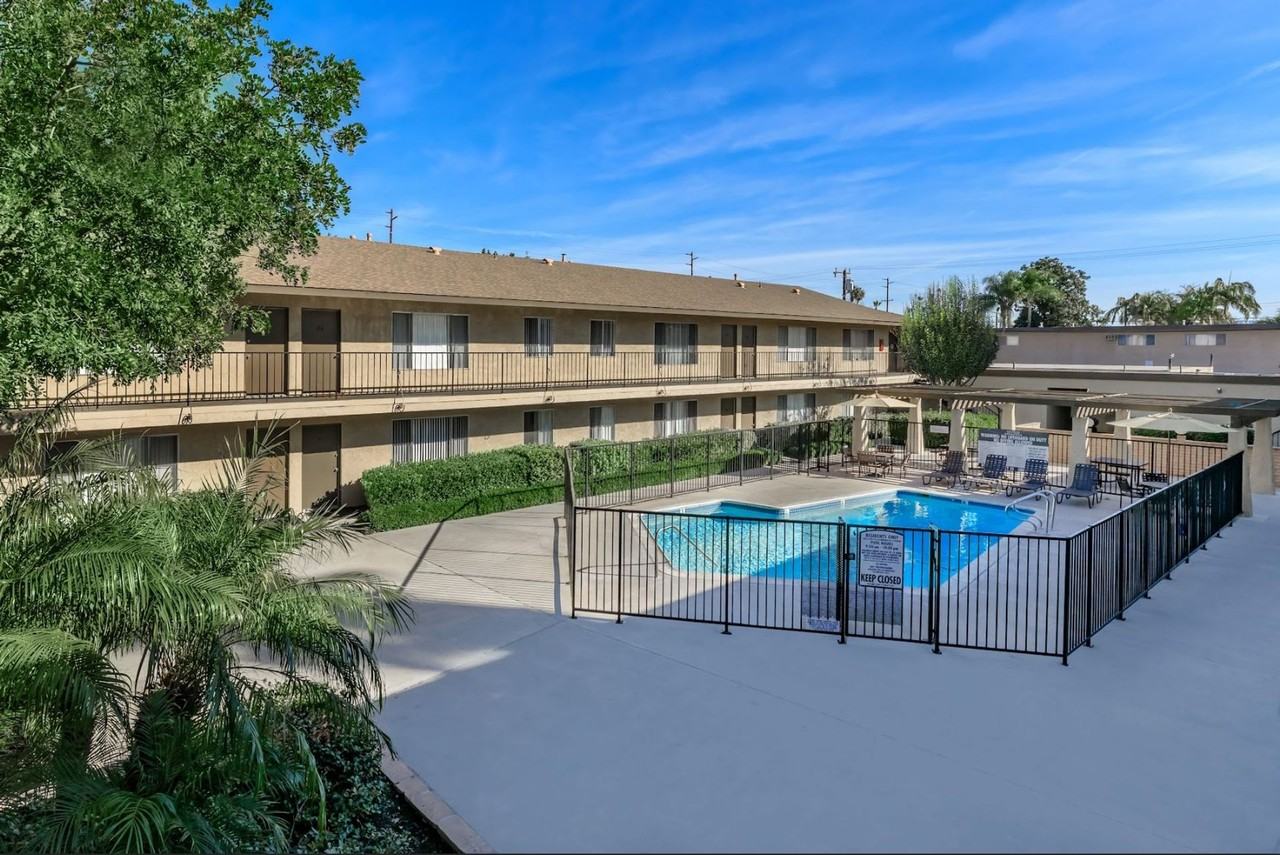 Seville Apartment Homes - Photo 4 of 11