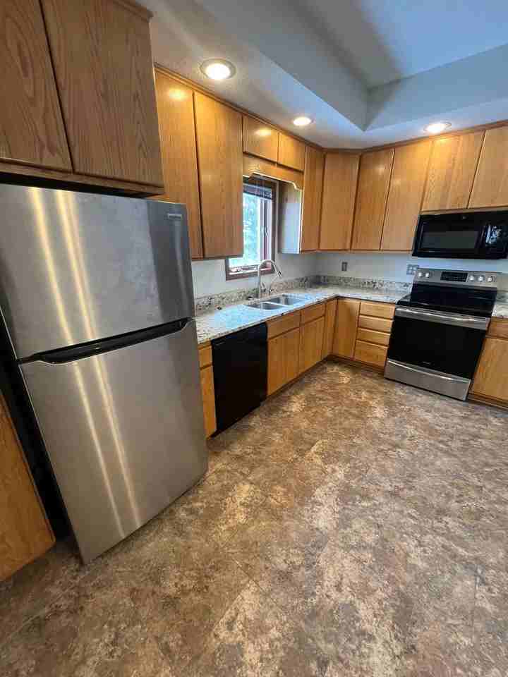 2397 N Roosevelt St - Photo 3 of 17