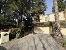 712 Elizabeth Ln - Photo 1 of 1