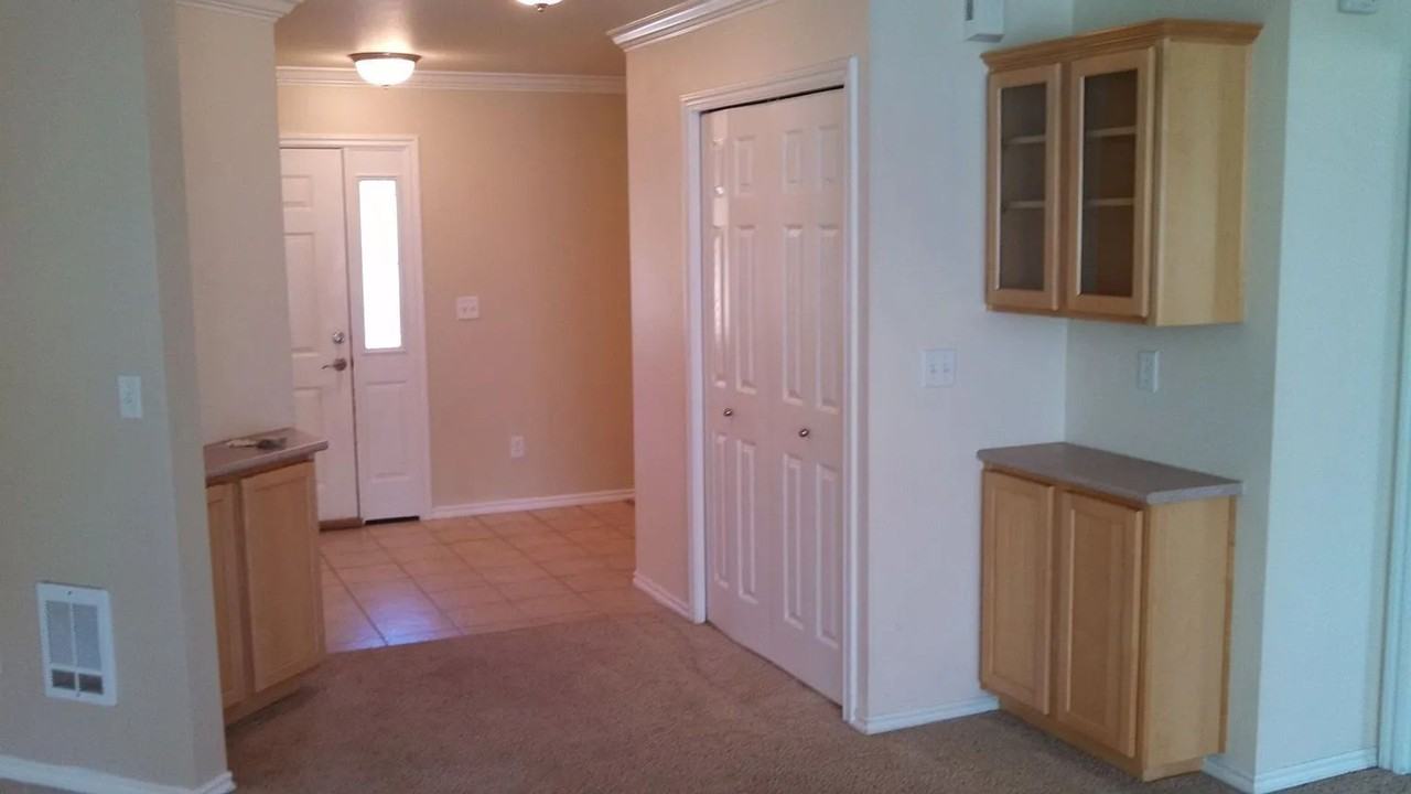 922 Orchid Place - Photo 3 of 10