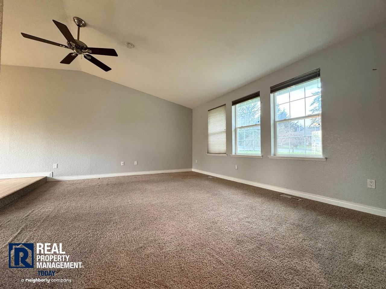 1515 24th Street Pl Se - Photo 5 of 16