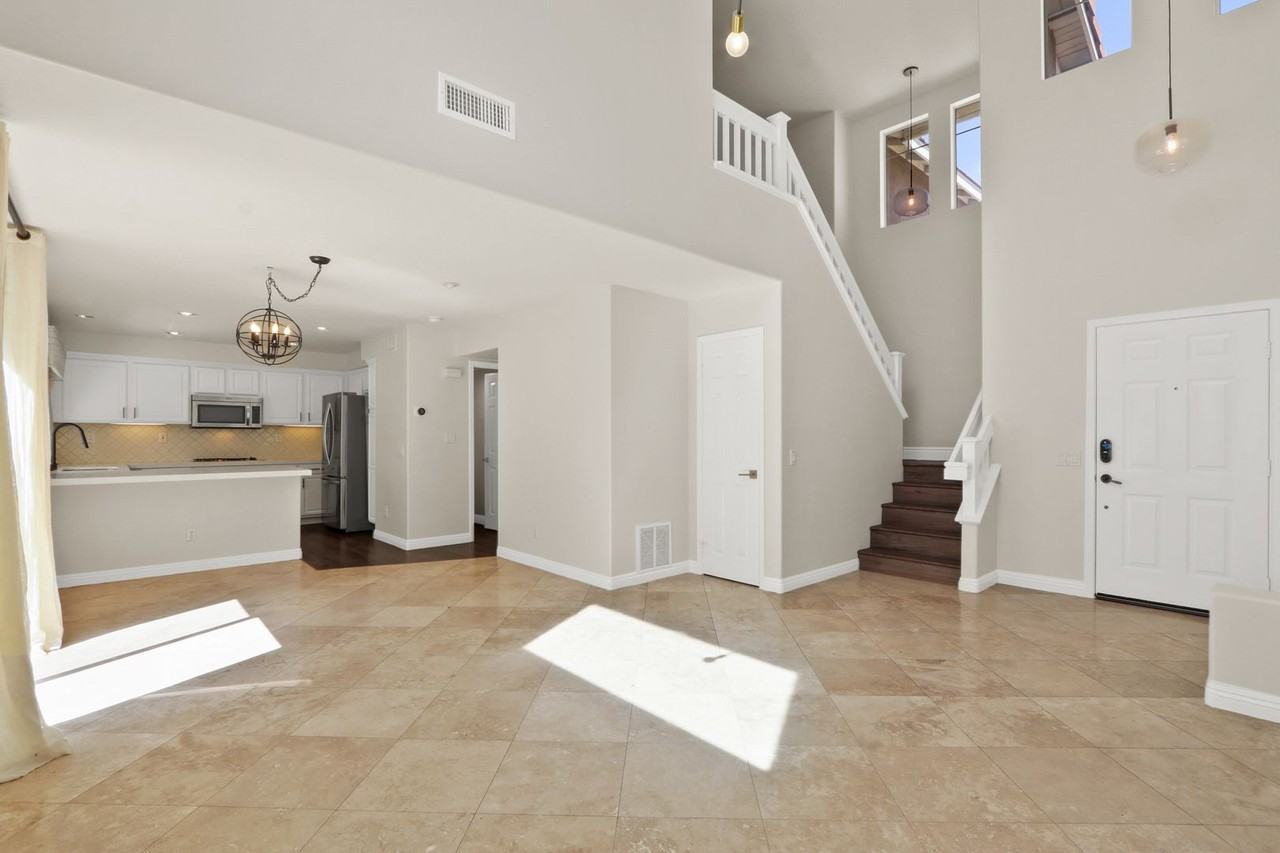 19 Brookstone Pl - Photo 2 of 13