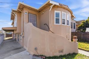 featured image of 2600 E 20th St