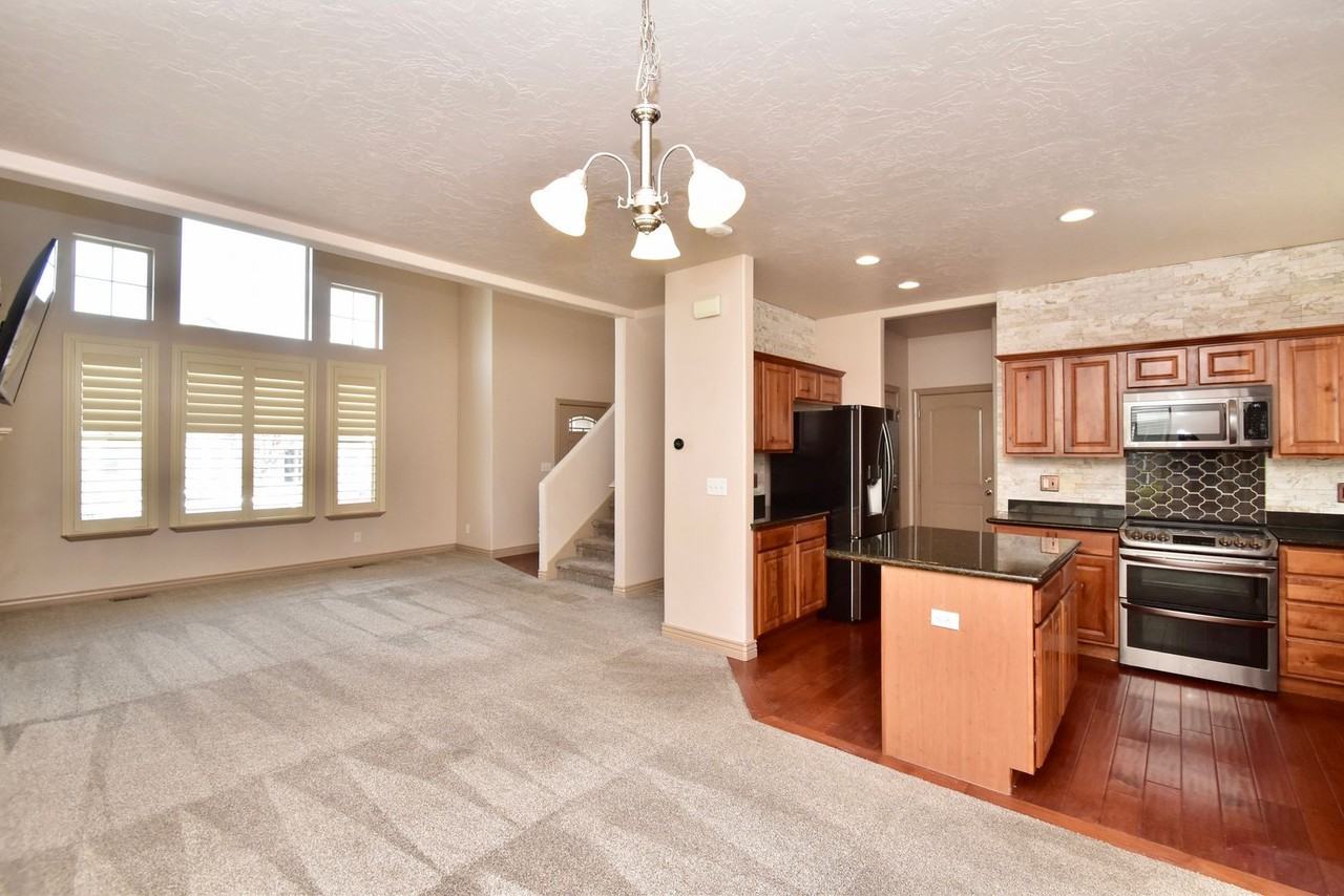 5079 W Fortrose Dr - Photo 6 of 24