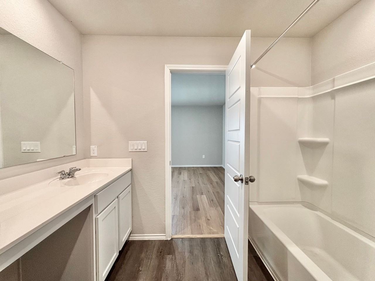 3518 Strawberry Grv - Photo 7 of 18