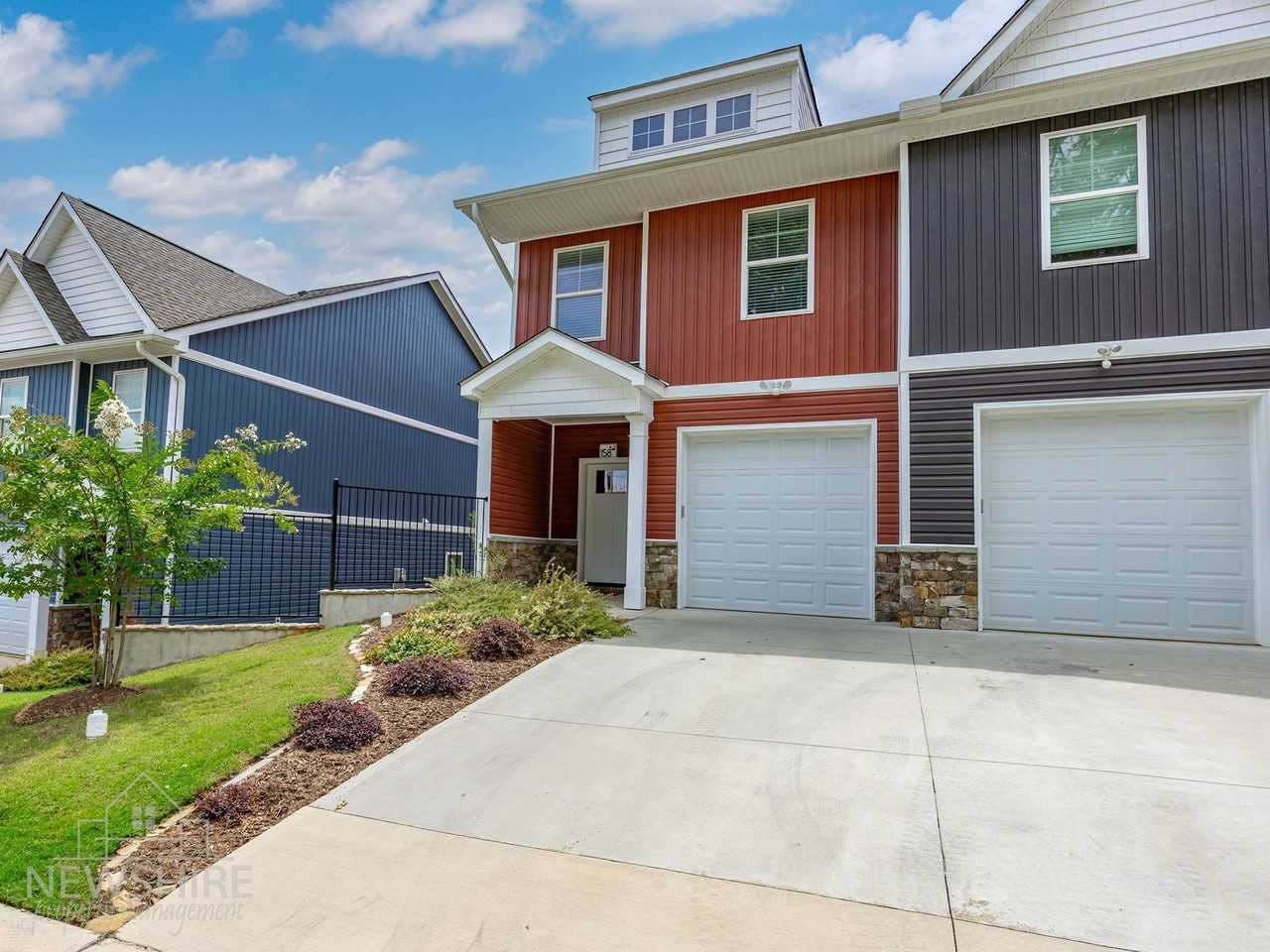 Townes at Converse — Luxury Townhomes Near Historic Converse Heights - Photo 2 of 50