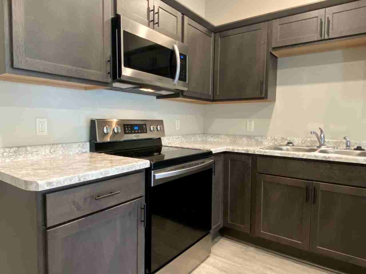 1600 Pine Street - Photo 5 of 23