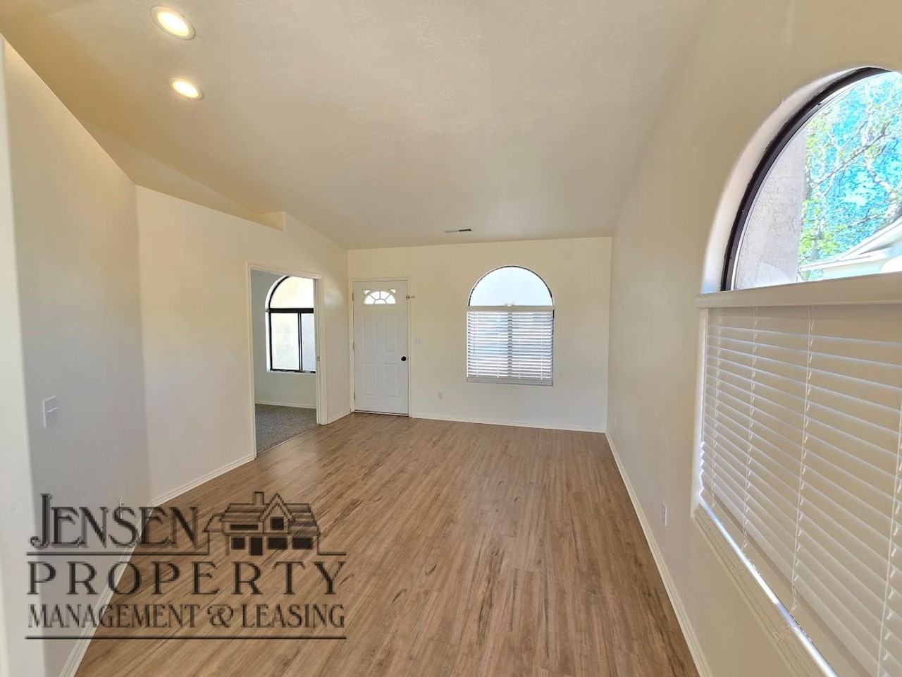 514 N 2360 E - Photo 5 of 17