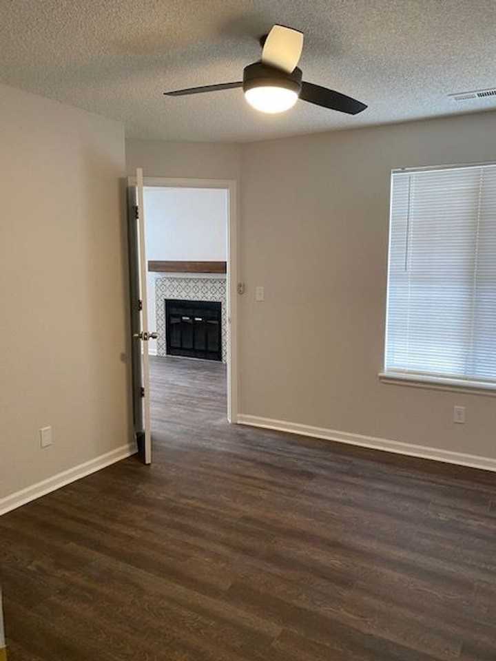 4883 White Rock Cir #D - Photo 6 of 9