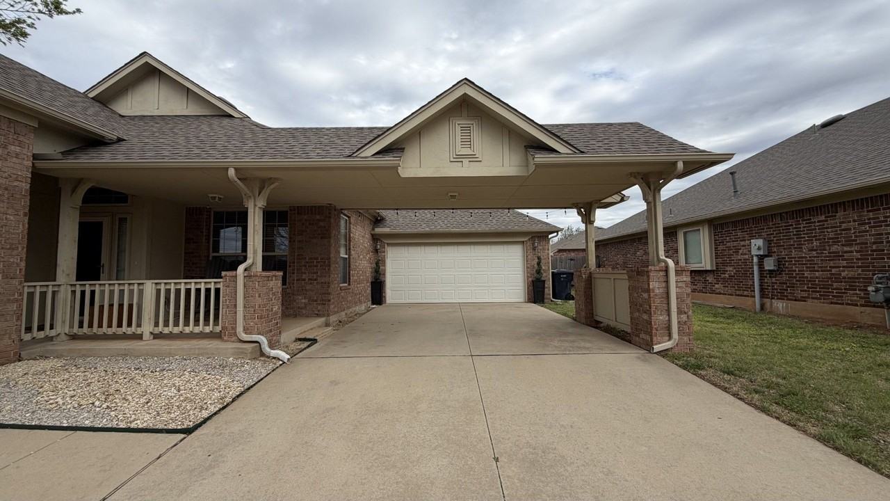 18028 Andalucia Dr - Photo 3 of 18