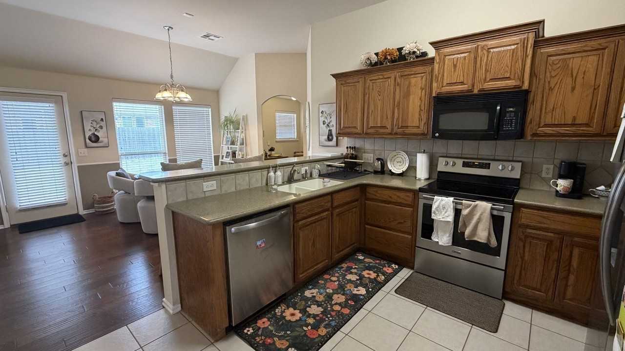 18028 Andalucia Dr - Photo 7 of 18