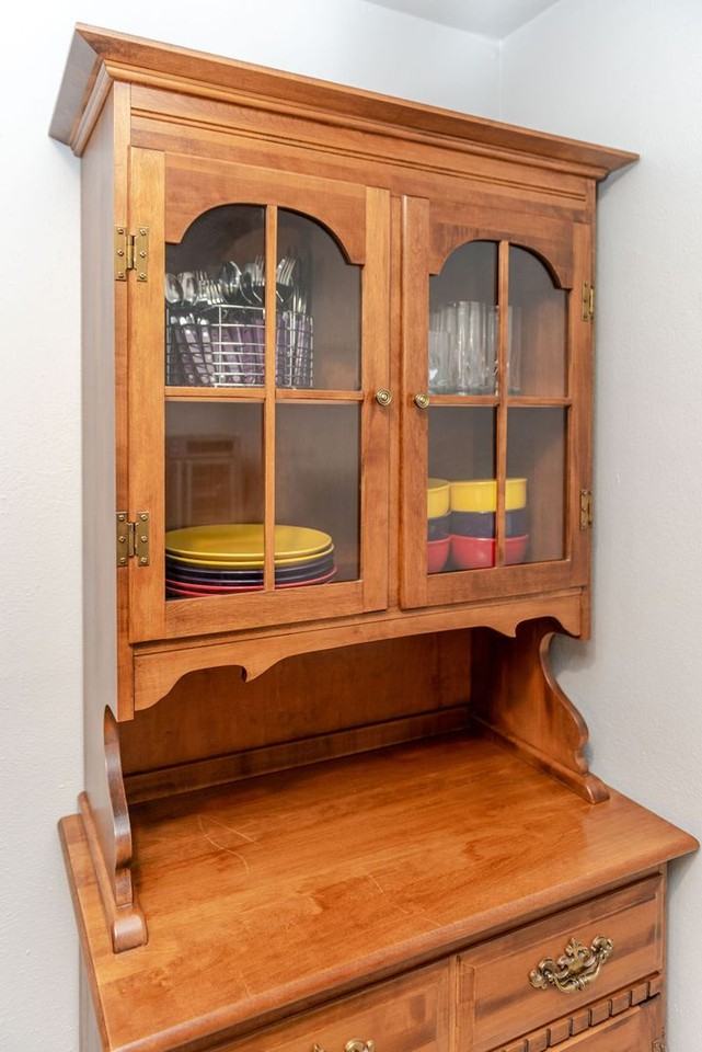 1718 Virginia Ln - Photo 6 of 36