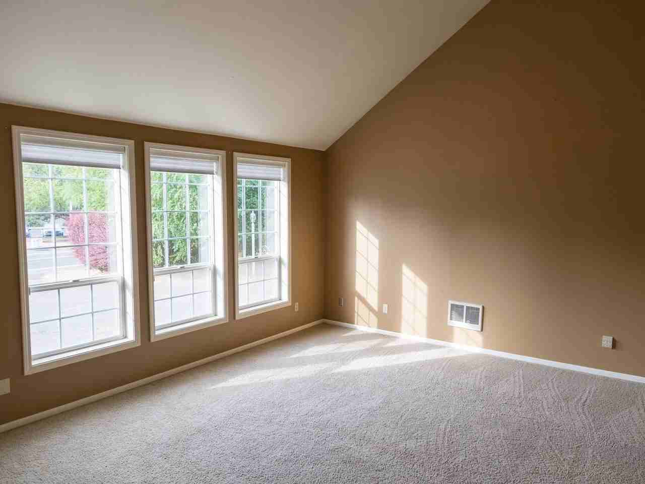 3905 Sw Western Blvd - Photo 2 of 15