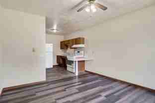 121 N Steiner Ter - Photo 1 of 1