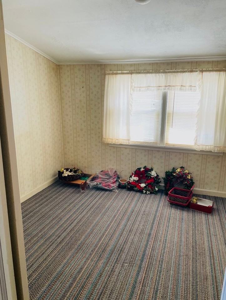 909 Vischer Ave - Photo 3 of 20