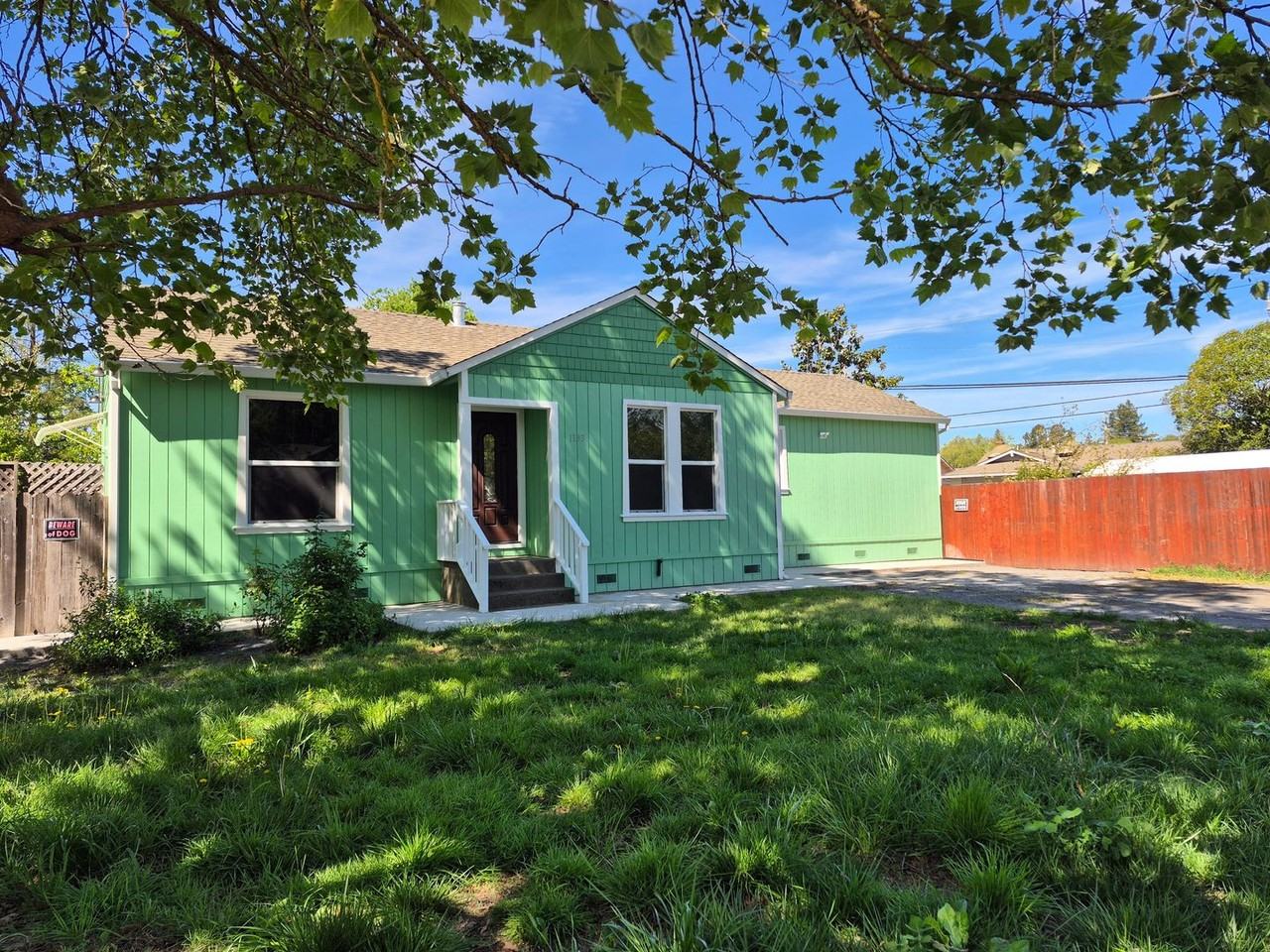 1393 Lance Dr - Photo 2 of 25