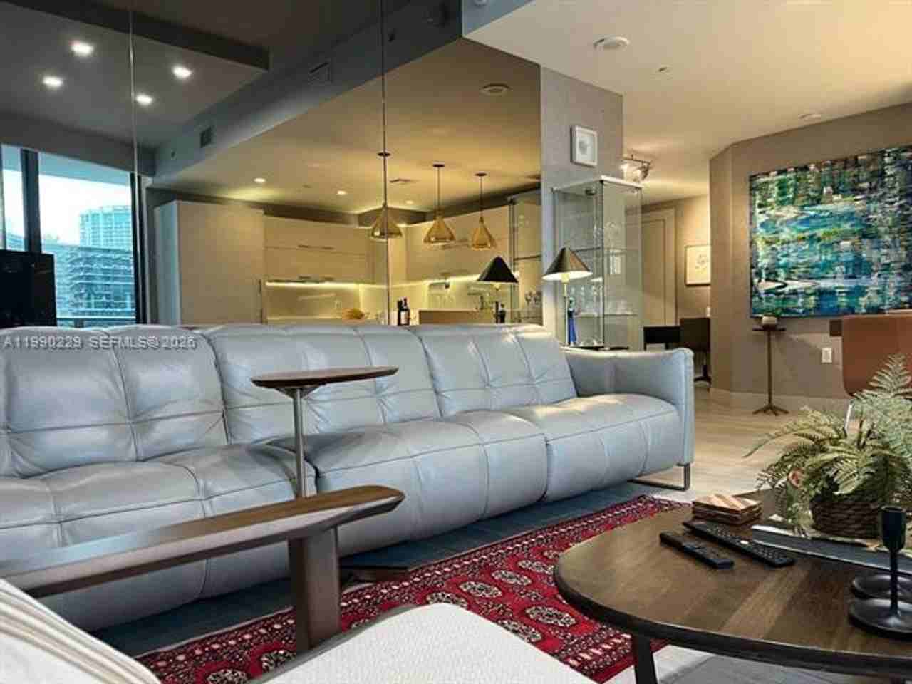 45 Sw 9th St #1401 - Photo 5 of 23