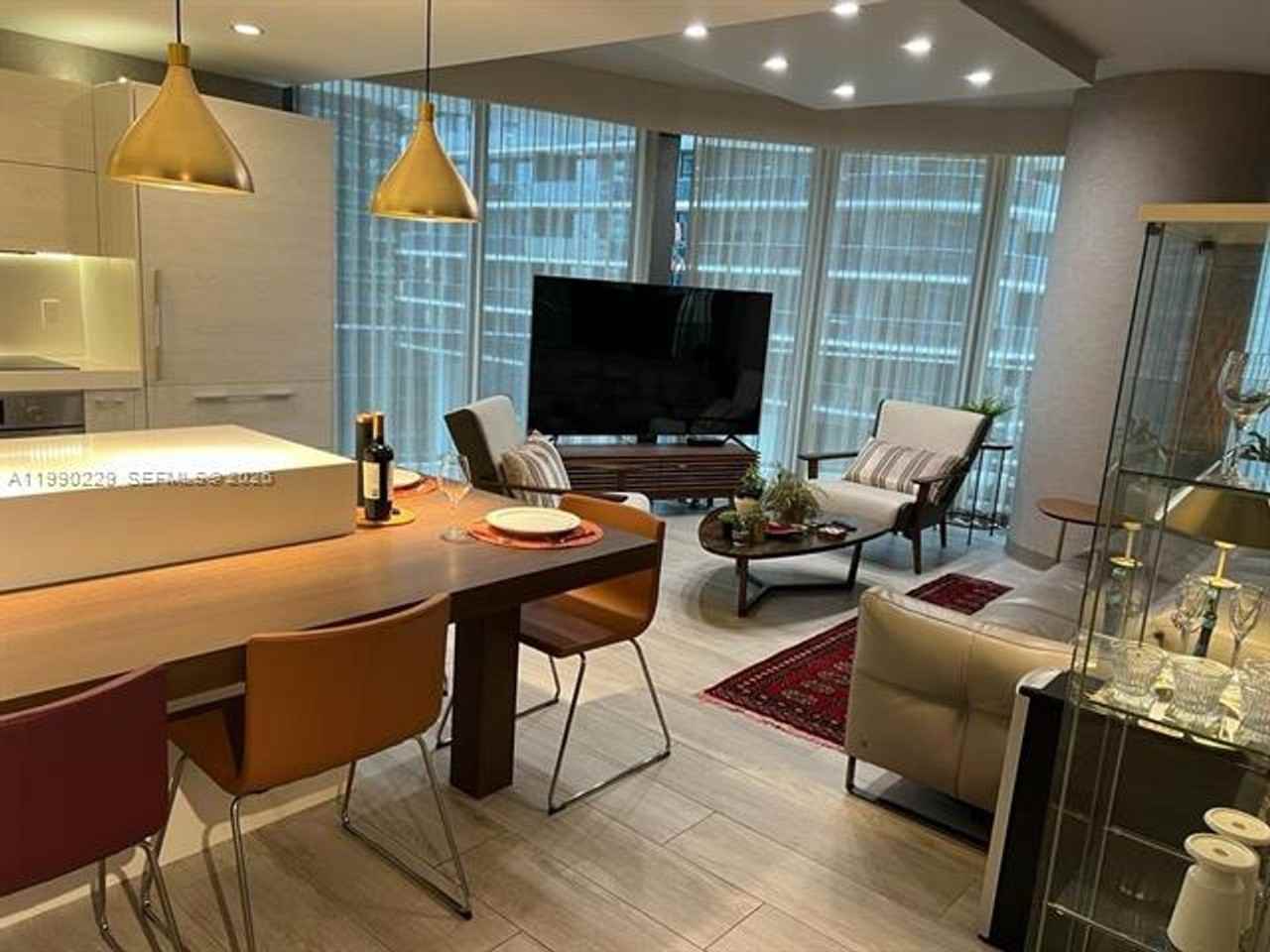 45 Sw 9th St #1401 - Photo 7 of 23